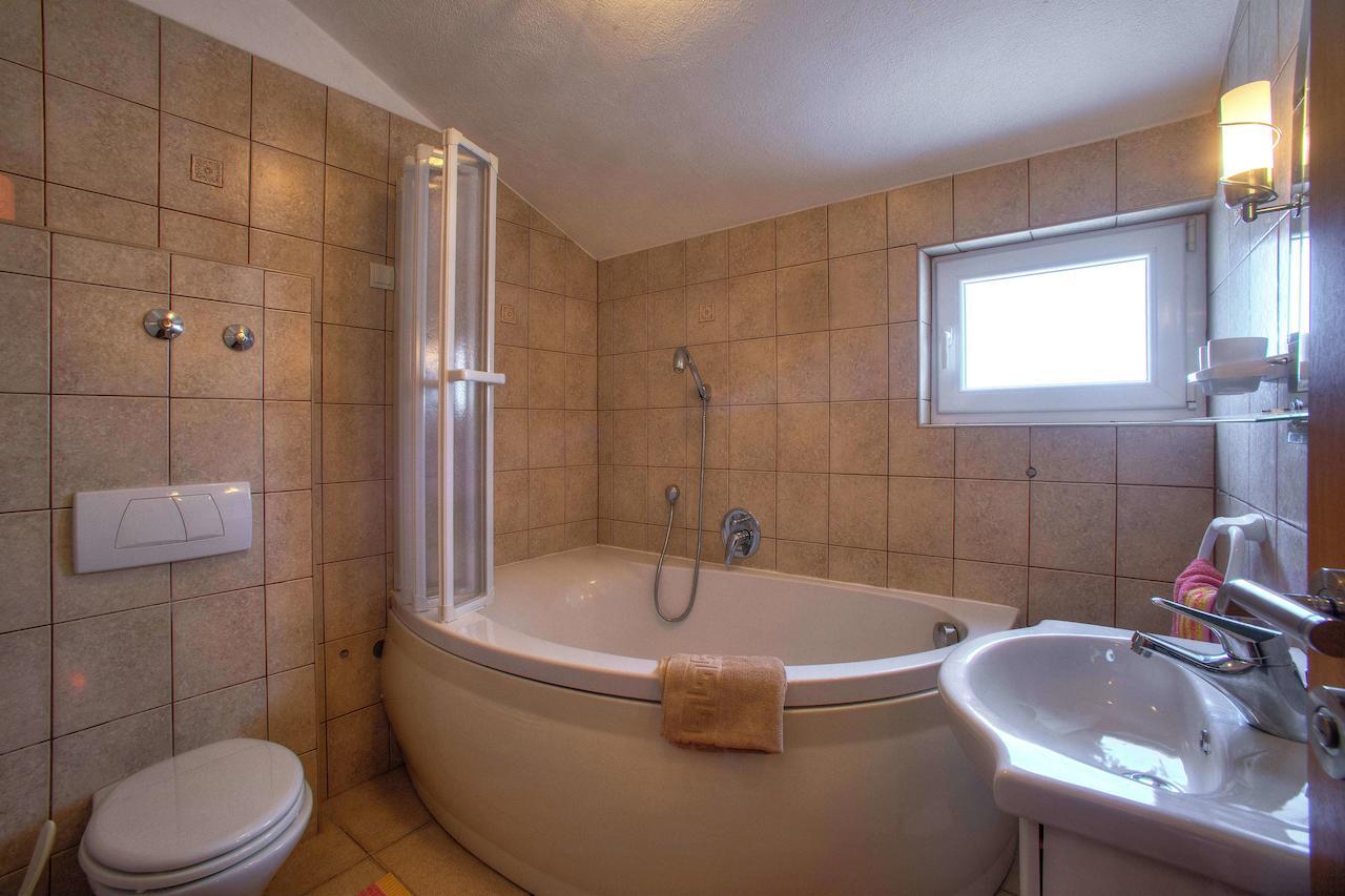 Villa D&I Vodice Cameră foto